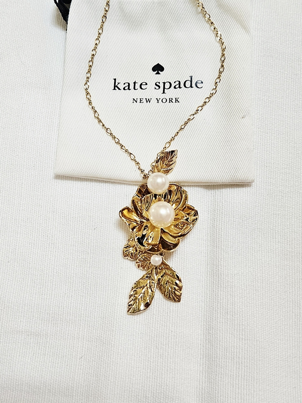 kate spade New York Gold Pearl Floral Pendant Necklace
